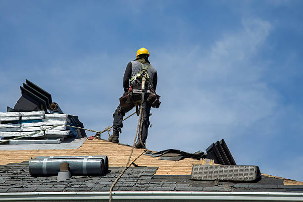 Professional Roofing technician working in Kingsburg, CA